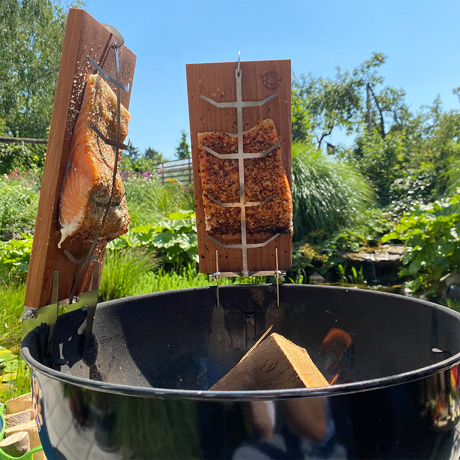 Bargen 32cm Flammlachsbrett mit Halterung für Feuerschale Kugelgrill